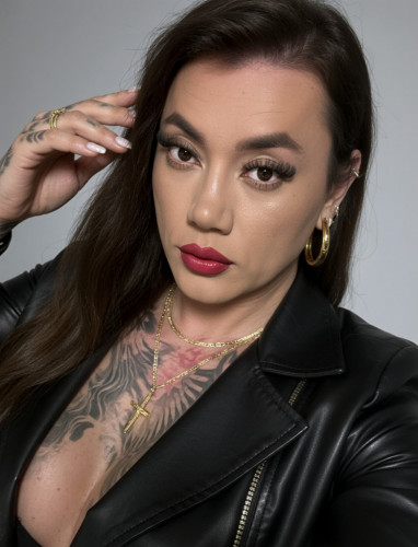 SOFÍA TRANS GIRL PARTY.  ATT  21 CM