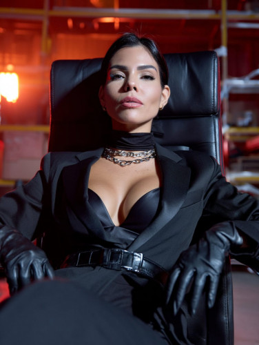 Mistress Beth