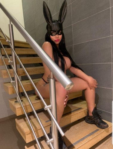 Novara I'm available balluta bay 24 hours