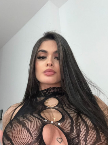 AMBAR - PRIVATE FLAT AND OUTCALL AVAIBLE 🎉❄️