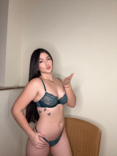 ARIA - PRIVATE FLAT AND OUTCALL AVAIBLE 🎉❄️