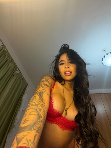 😈SOFIA -PRÍVATE FLAT AND OUTCALL AVAIBLE 🔥