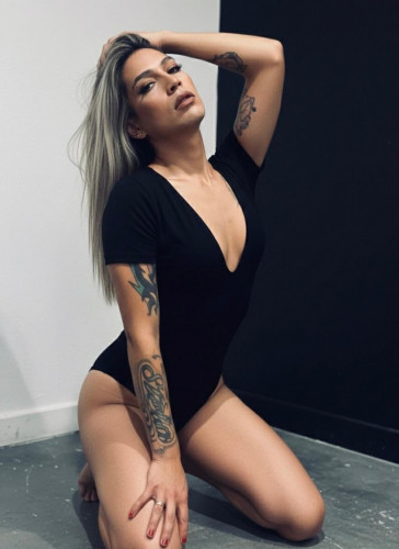 Gabriella New firts in Malta I am available 24 hours🥳💦❄️