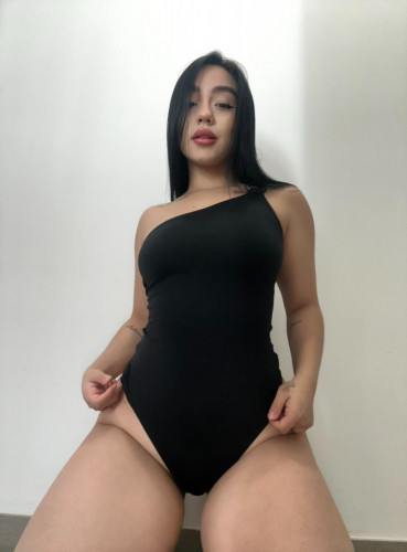 MÍA SWEET GIRL - PRIVATE FLAT AND OUTCALL AVAIBLES🍭😈