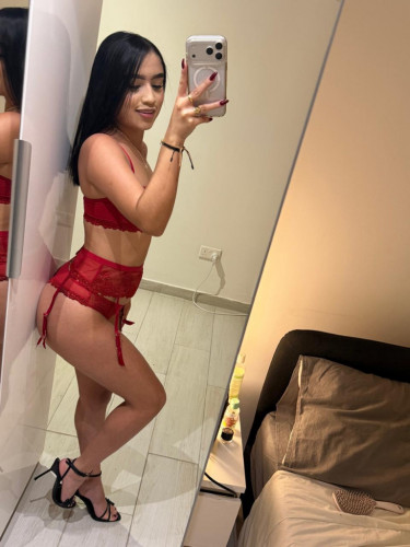 Mia 🌶️ PRIVATE FLAT AND OUTCALL 🥵😋
