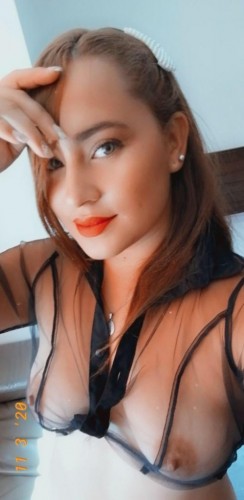 Angie Real Squirt