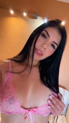 SOFIA- PRIVATE FLAT AND OUTCALLS AVAIBLE