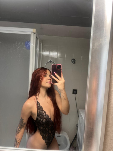 SOFIA- PRIVATE FLAT AND OUTCALLS AVAIBLES