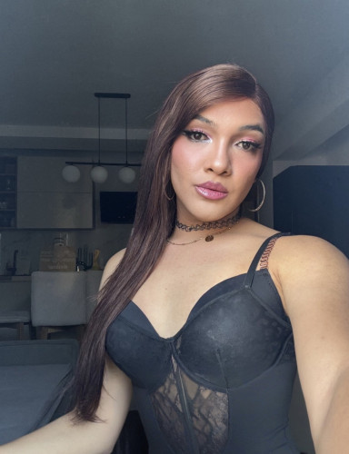 Mely Trans Latina Young Sexy Hot ..