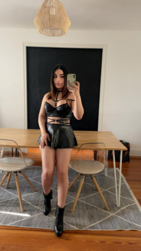 Daniiela party ❄️  thick cock