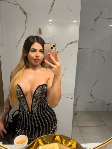 Malexa OUTCALL AVALIABLE