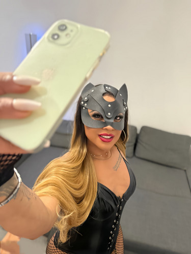 Valentina XL
