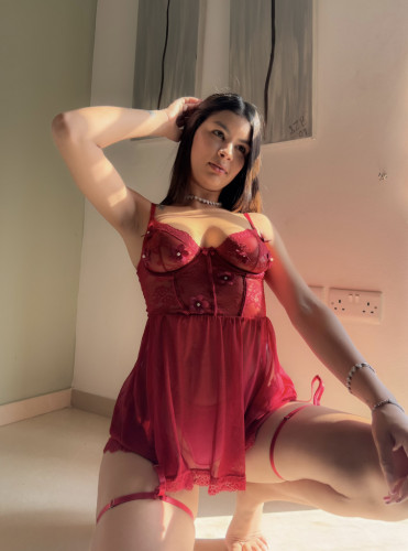 LORE🥳 Available only for exit, darling.🍾