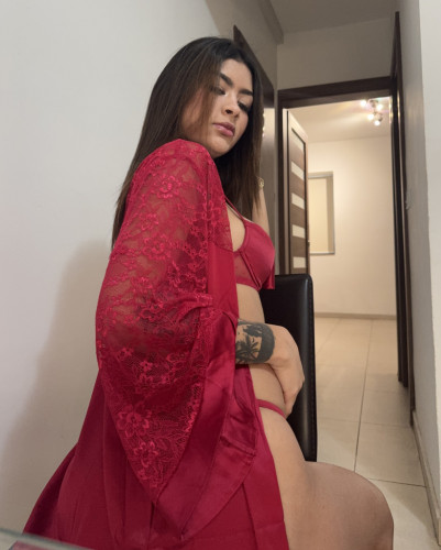LORE🥳 Available only for exit, darling.🍾