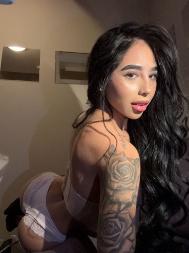 😈SOFIA -PRÍVATE FLAT AND OUTCALL AVAIBLE 🔥