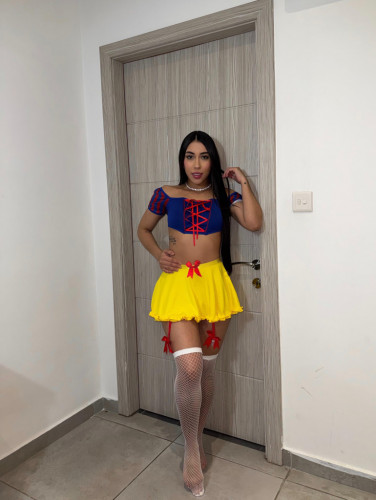ANTONELLA - PRIVATE FLATS AND OUTCALLS AVAIBLES 🤪