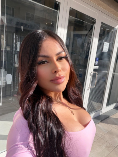 MEGAN - PRIVATE FLATS AND OUTCALLS AVAIBLES 😈🤤