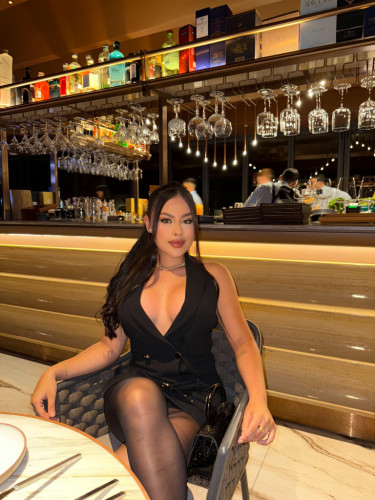 MEGAN - PRIVATE FLATS AND OUTCALLS AVAIBLES 😈🤤