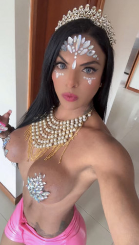 Sofía prins top trans internacional fitnes