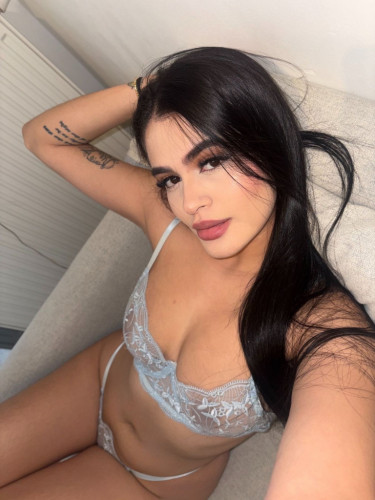 AMBAR - PRIVATE FLAT AND OUTCALL AVAIBLE 🎉❄️