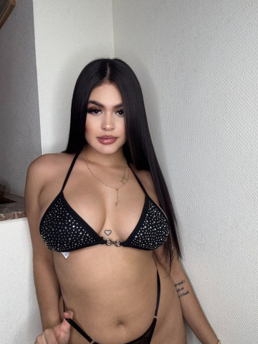 AMBAR - PRIVATE FLAT AND OUTCALL AVAIBLE 🎉❄️
