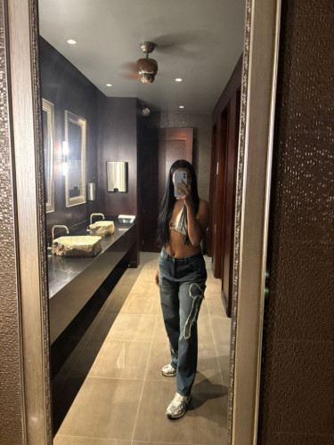 ❄️Pamela Party❄️🥳💊