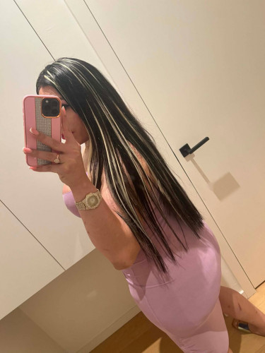 Isabella Available 24 hours