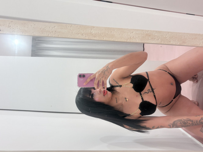 Khloe