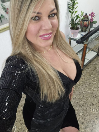 Laura Massage