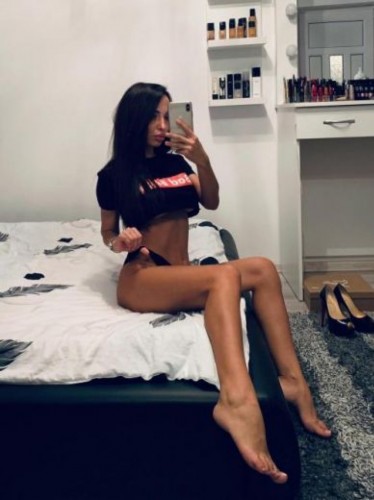 Retynaaa New