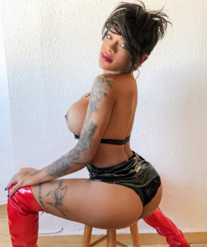 Sexy 🥳🍆🍆💥💯sexy brunette passive and active