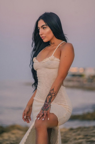 Antonella Ferrer  🔥❄️🥂🥳🍾