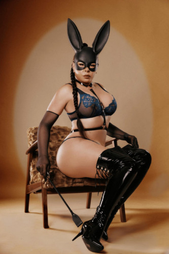 Mistress Maryclaire.