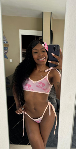 ANDREA 💗