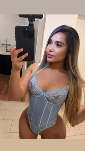 SALOME- PRIVATE FLAT AND OUTCALLS
