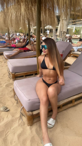 SALOME- PRIVATE FLAT AND OUTCALLS