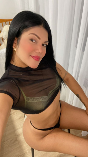 SOFIA- PRIVATE FLAT AND OUTCALLS