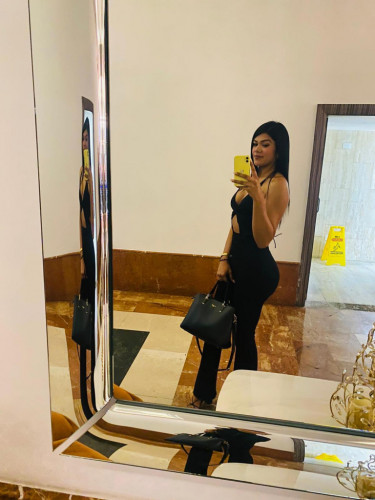 SOFIA- PRIVATE FLAT AND OUTCALLS